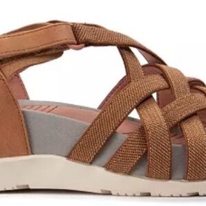 BareTraps Brown Woven Sandals 8 1/2 WIDE